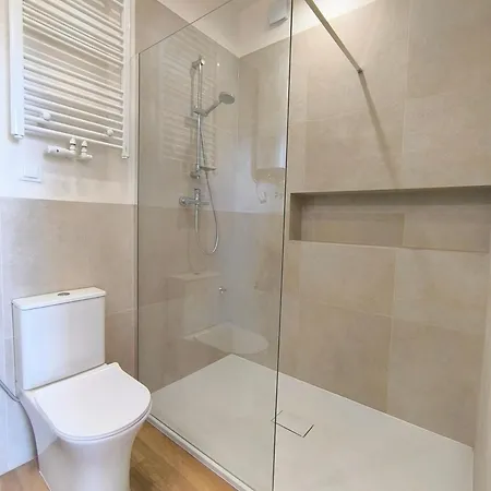 Jezioro W Oknie Apartment